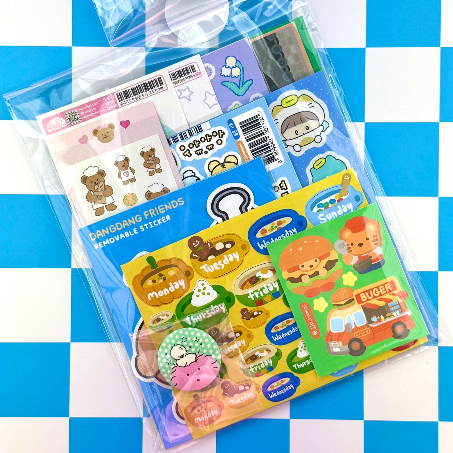 Dandy Mail Mystery Packs